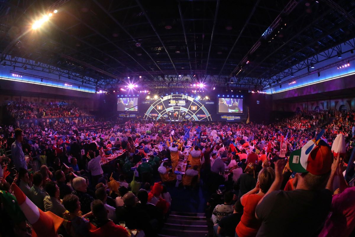 dart world championship 2022 live stream